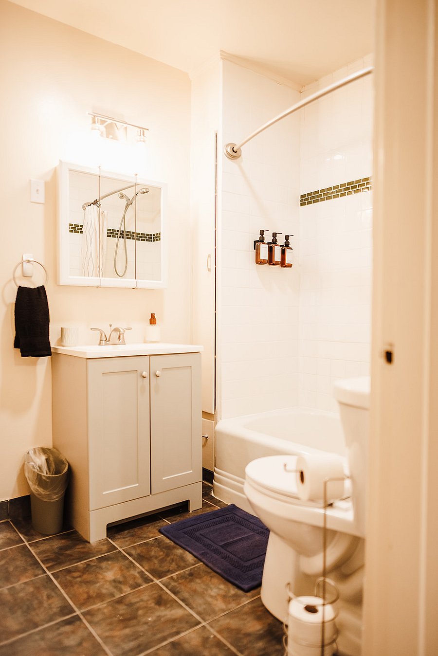 Furnished Finder property 1012668_1 photo 33