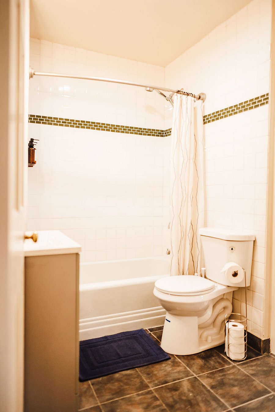 Furnished Finder property 1012668_1 photo 34
