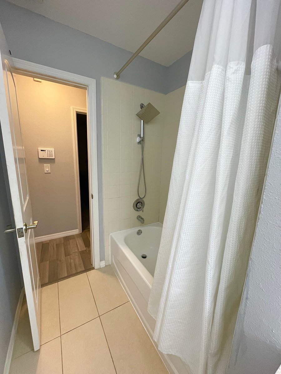 Furnished Finder property 1012669_1 photo 8