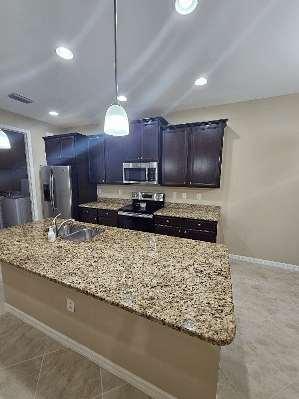 Furnished Finder property 1012674_1 photo 3