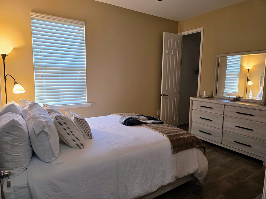 Furnished Finder property 1012674_1 photo 17