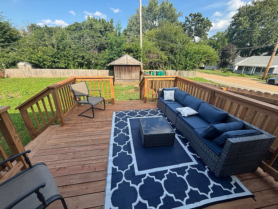 Outdoor patio for relaxing, large flat fully fenced in yard