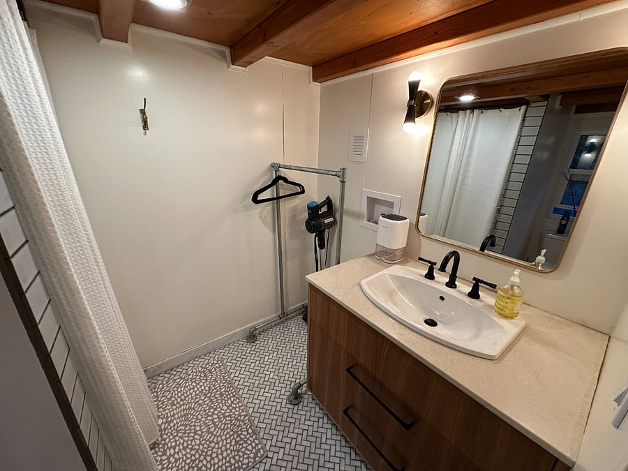 Furnished Finder property 1012706_1 photo 8
