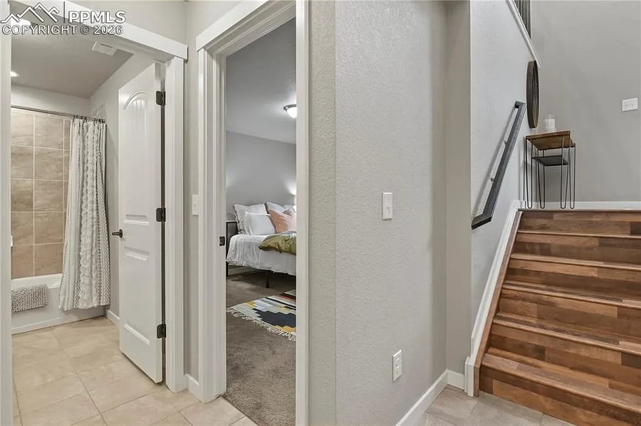 Furnished Finder property 1012708_1 photo 16