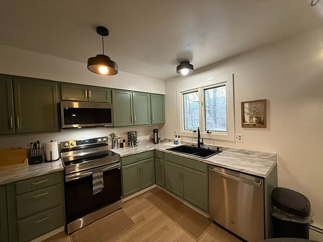 Furnished Finder property 1012716_1 photo 5