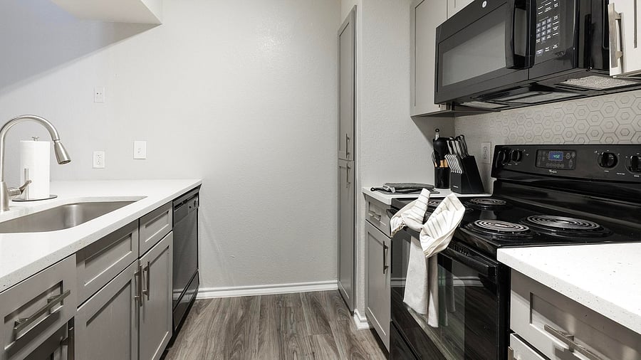 Furnished Finder property 1012719_2 photo 3