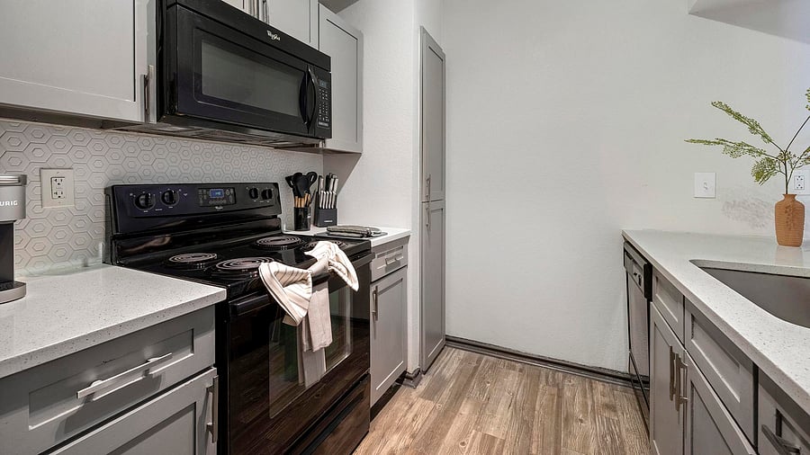 Furnished Finder property 1012719_4 photo 5