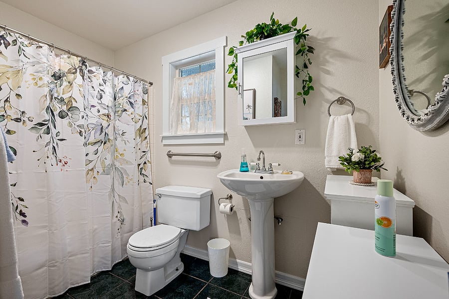 Furnished Finder property 1012722_1 photo 17