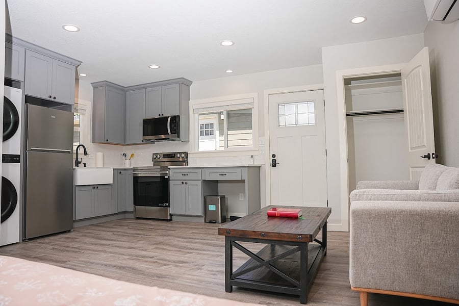 Furnished Finder property 1012727_1 photo 9