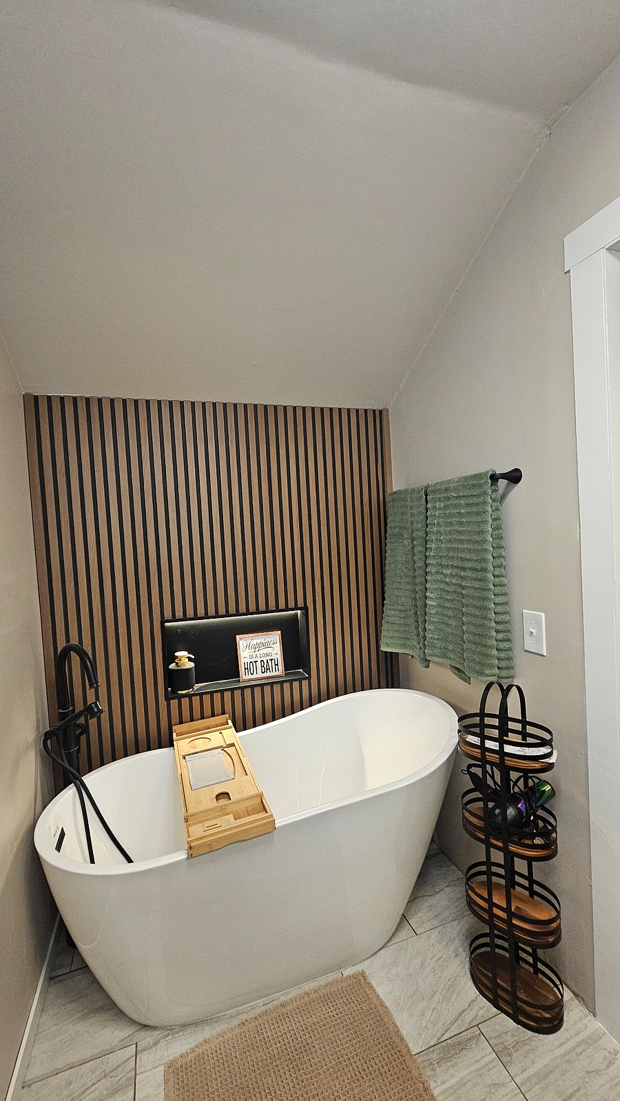 Furnished Finder property 1012747_1 photo 11