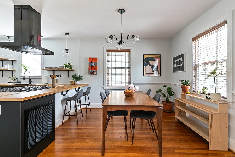 The modern kitchen features stainless steel appliances, plenty of natural light, and distinctive features that make it ideal for entertaining, cooking, or enjoying quality time with loved ones. The provided coffee maker, tea kettle, rice cooker, and crock pot will ensure youre ready to enjoy the kitchen the day you arrive. 