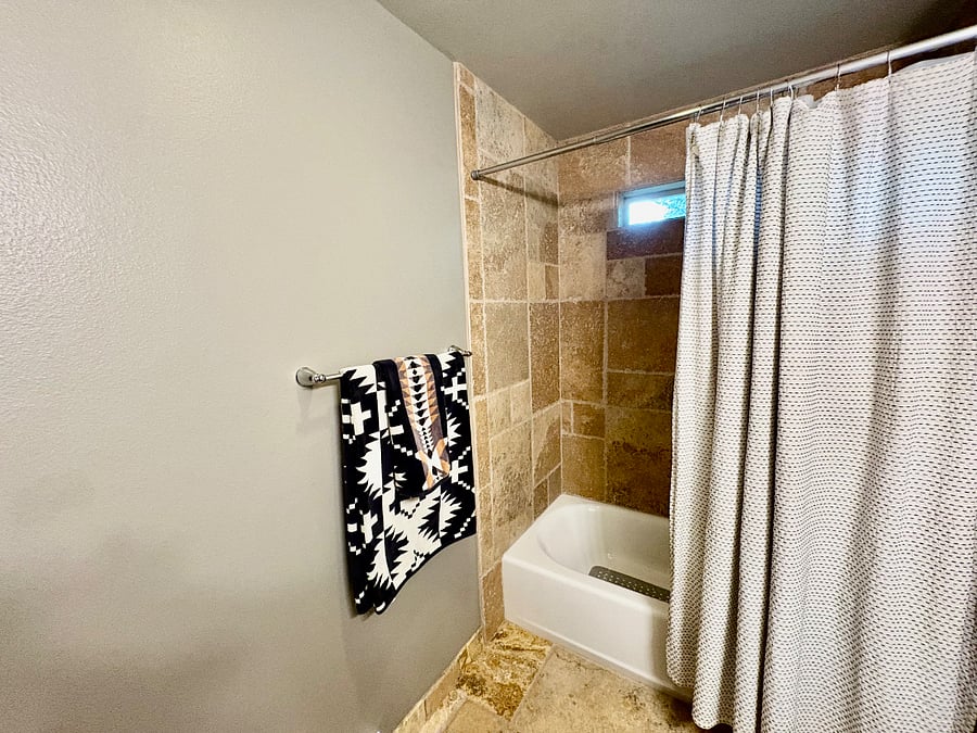 Furnished Finder property 1012759_1 photo 9