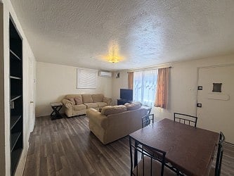 Furnished Finder property 1012763_1 photo 3