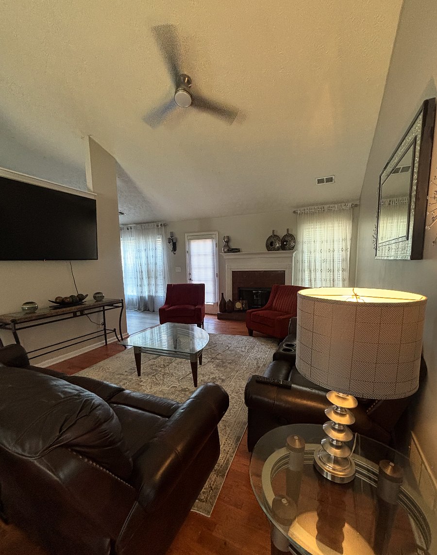 Furnished Finder property 1012773_1 photo 3