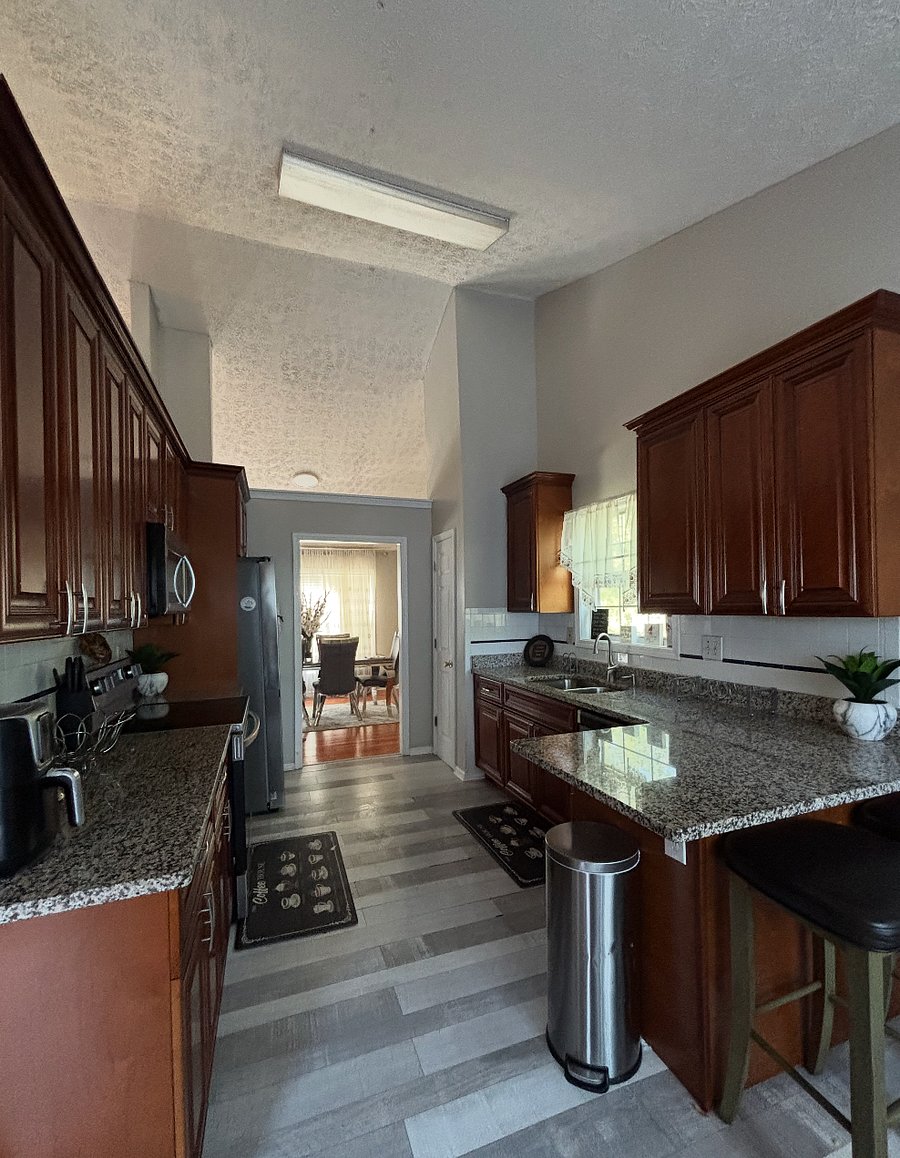 Furnished Finder property 1012773_1 photo 5