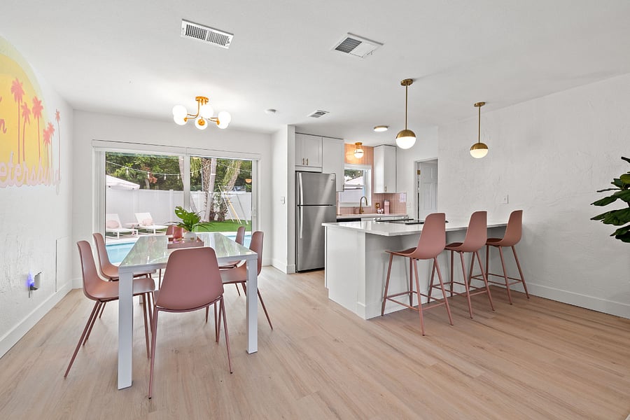 Kitchen & Dining Room