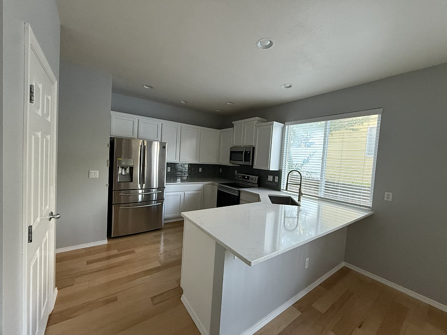 Furnished Finder property 1012806_2 photo 5