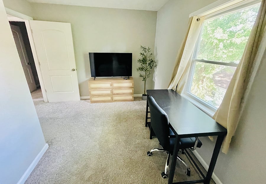 Furnished Finder property 1012818_1 photo 23