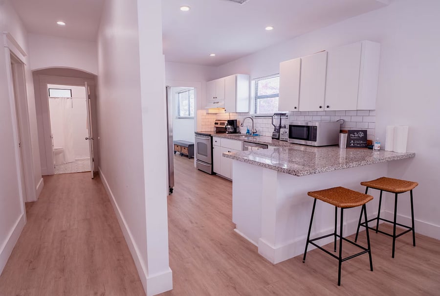 Furnished Finder property 1012828_1 photo 3