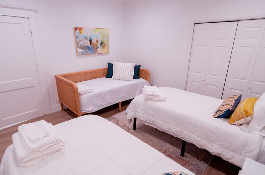 Furnished Finder property 1012828_1 photo 12
