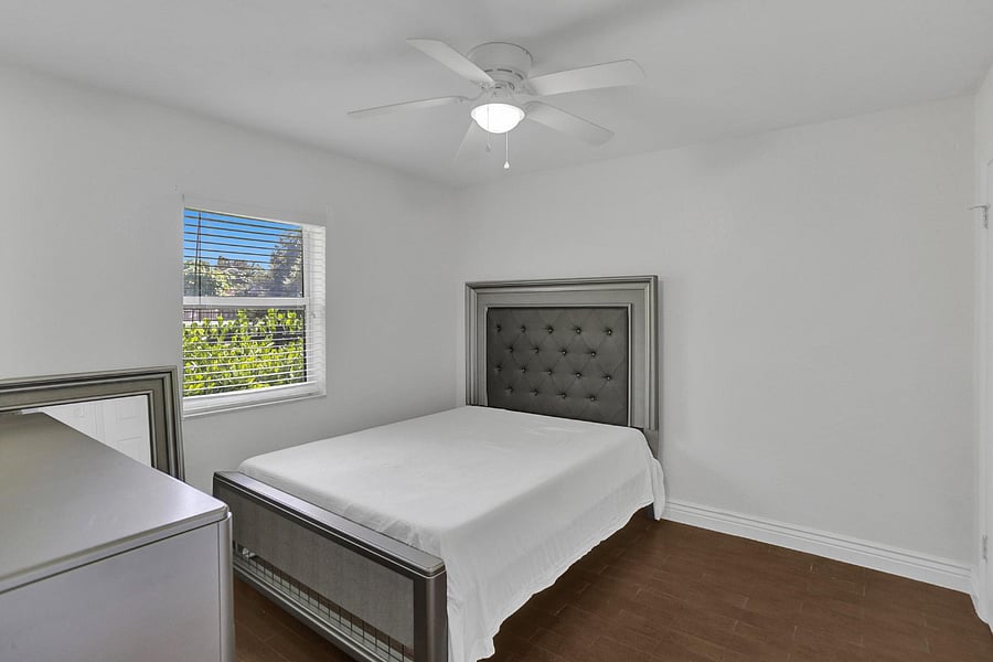 Furnished Finder property 1012837_1 photo 3