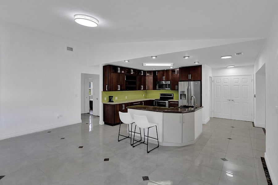 Furnished Finder property 1012837_1 photo 8