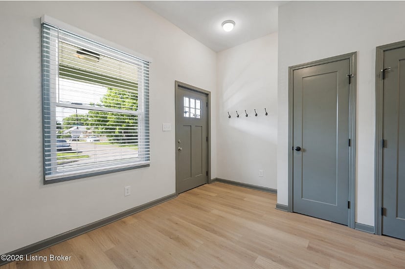Furnished Finder property 1012852_1 photo 3