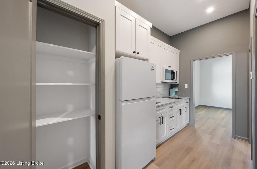 Furnished Finder property 1012852_1 photo 4
