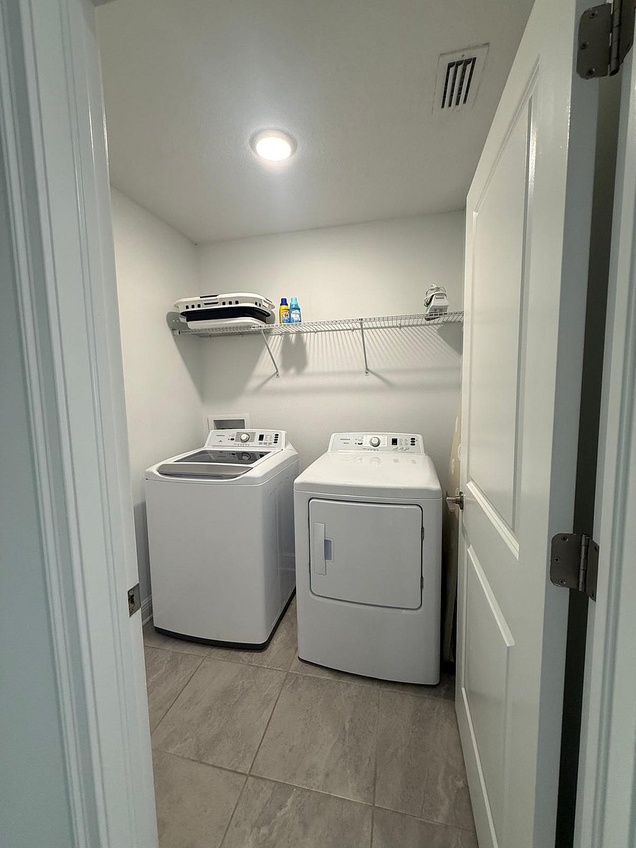 Furnished Finder property 1012882_1 photo 10
