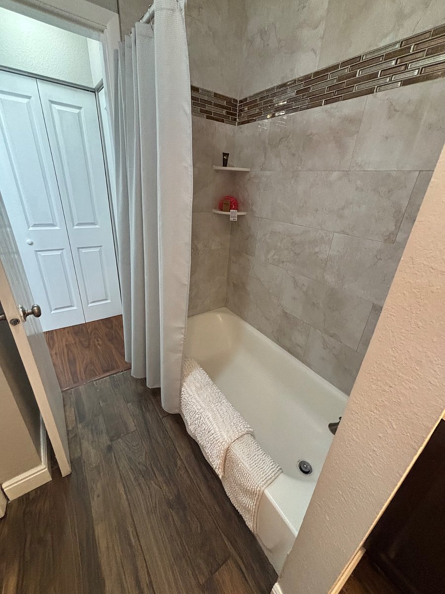 Furnished Finder property 1012887_1 photo 24