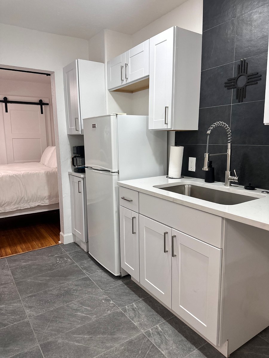 Furnished Finder property 1012897_1 photo 17