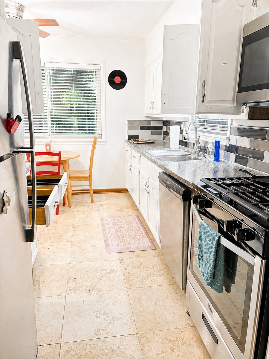 Furnished Finder property 1012900_1 photo 8