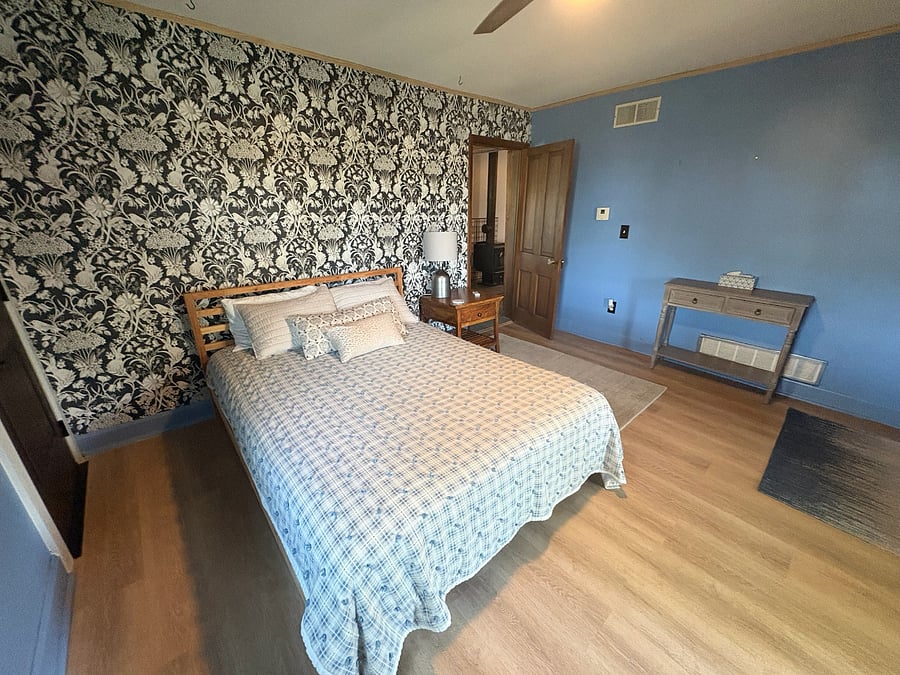 Master bed - photo will be updated to show king bed