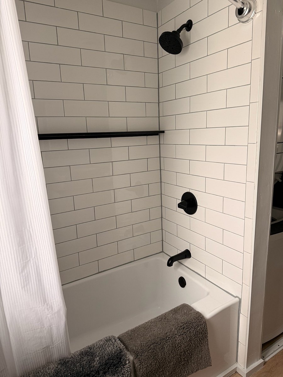 Bathroom view 3