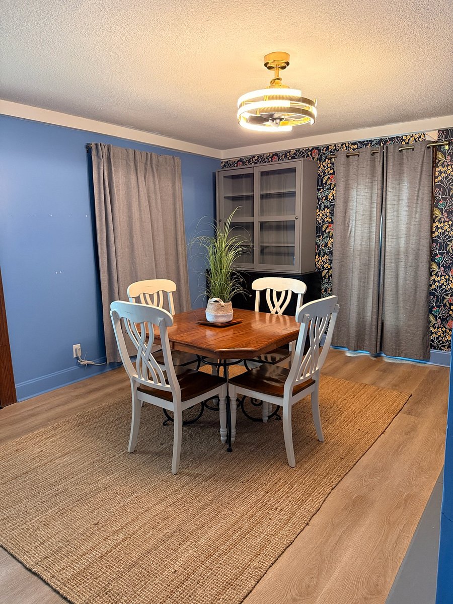 Dining room/Office