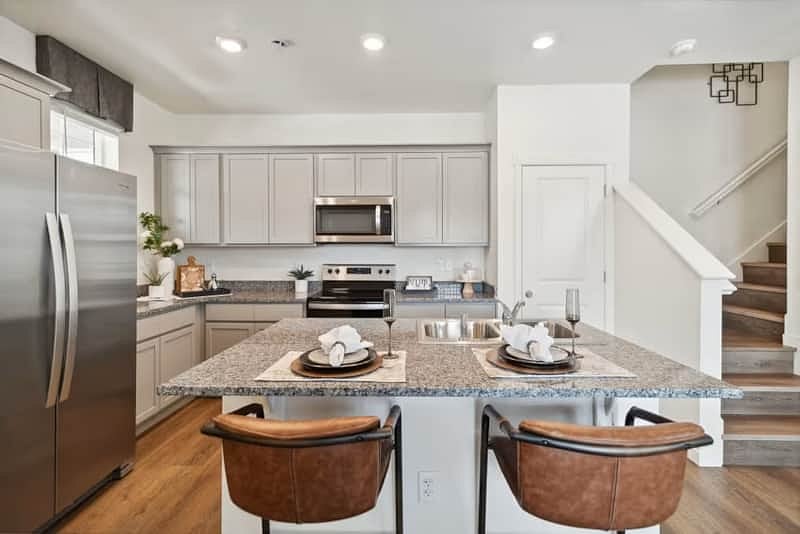 Furnished Finder property 1012922_1 photo 1