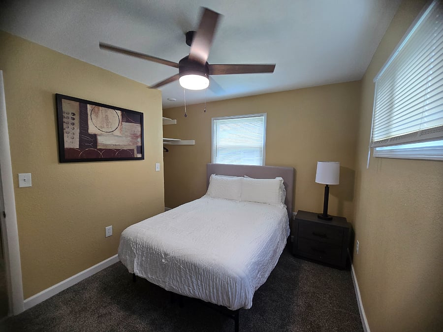 Furnished Finder property 1012930_1 photo 11