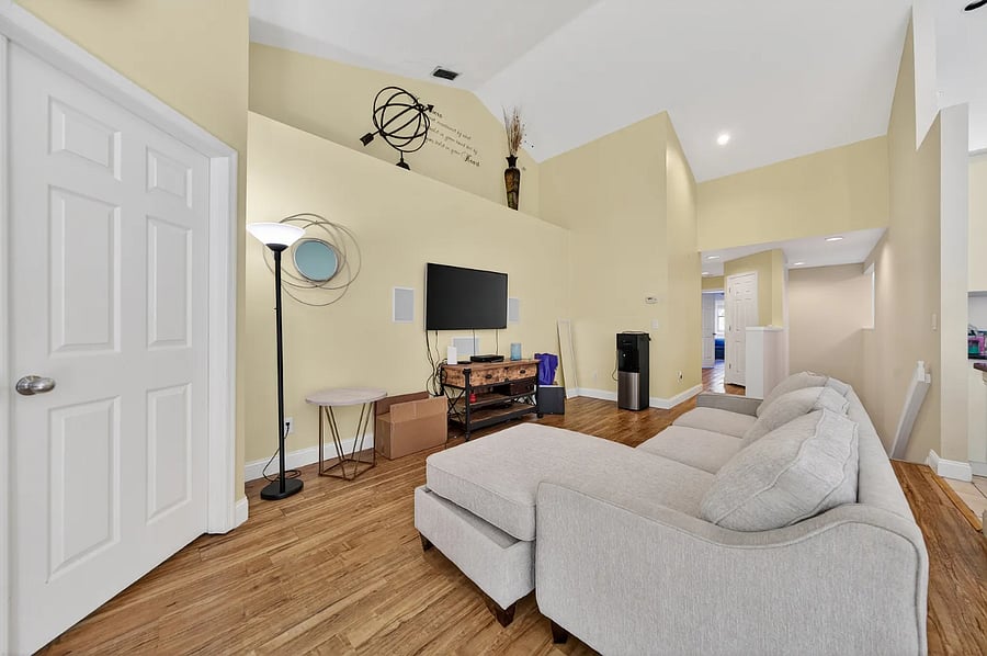 Furnished Finder property 1012942_1 photo 4