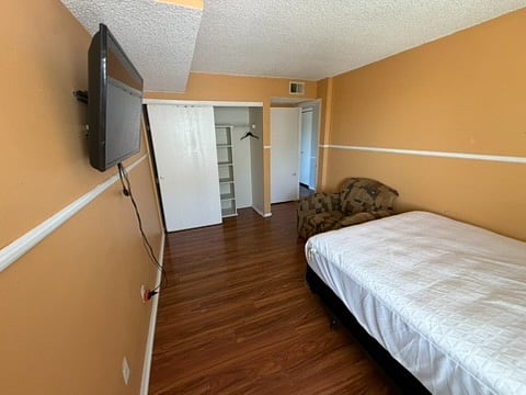 Furnished Finder property 1012979_1 photo 13