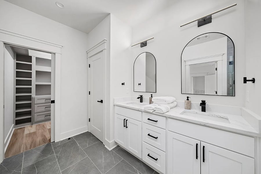 Furnished Finder property 1012980_1 photo 12