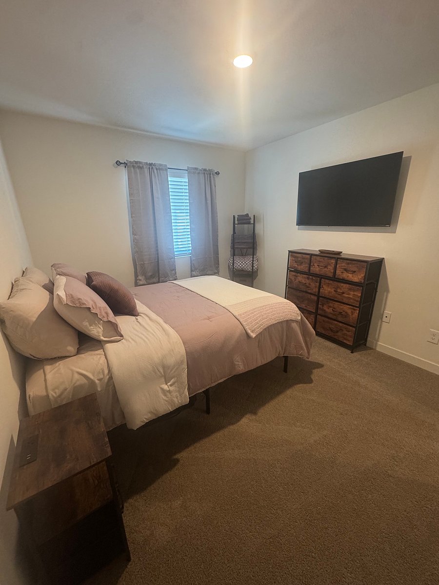 Furnished Finder property 1012995_2 photo 4