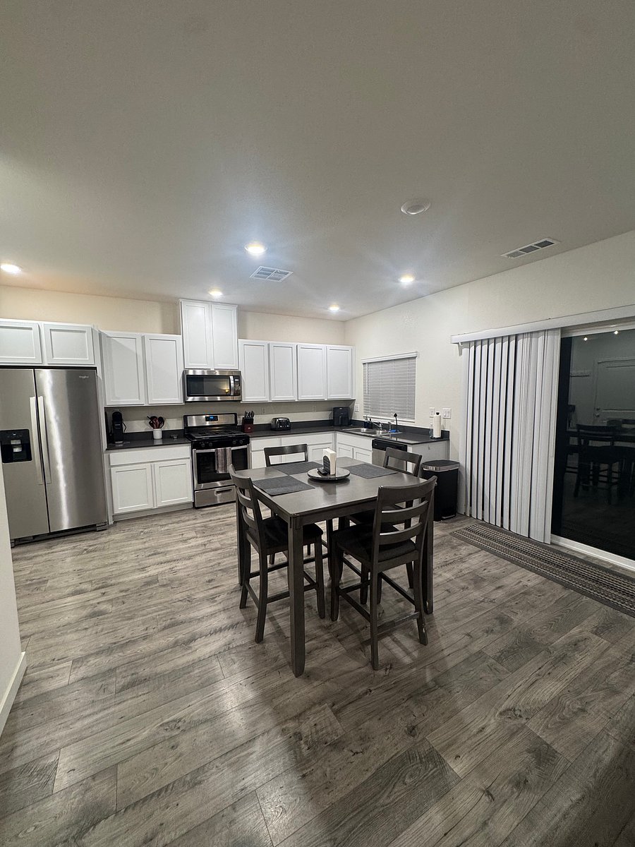 Furnished Finder property 1012995_2 photo 10