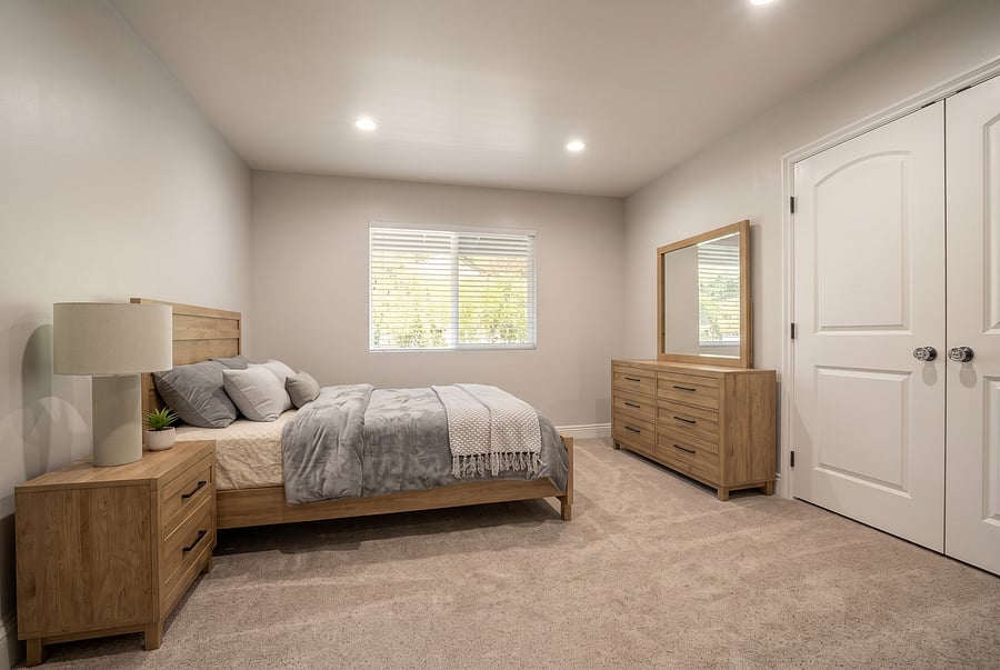Bedroom (Full Bed)
Stylish comfort on the 2nd level! Features a plush full-size bed, sleek light oak furniture, matching dresser with mirror, and soft natural light. Perfect for a cozy, peaceful night's sleep.