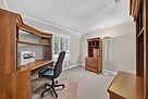 Furnished office with fiber internet