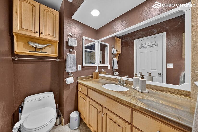 2nd bathroom