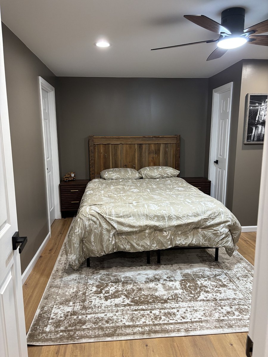 Finished Basement - Additional bed in office