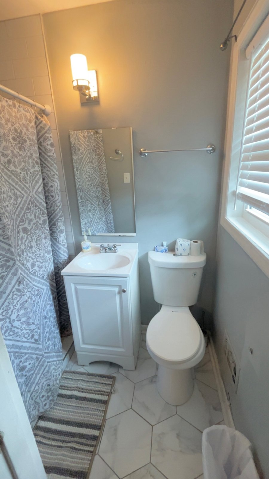 Private bathroom for bedroom 2