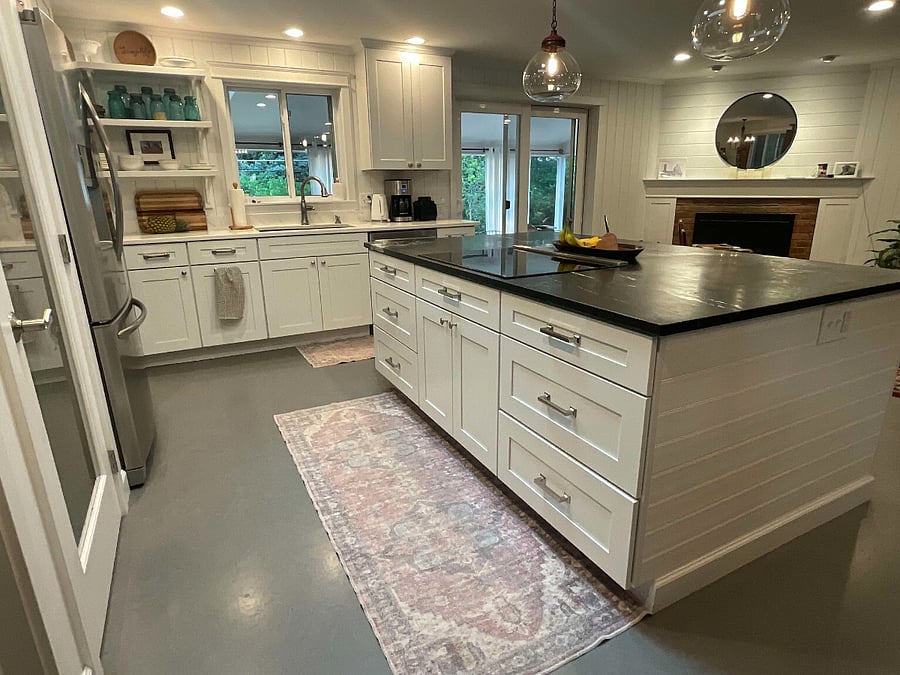 Additional Shared Main Kitchen view.