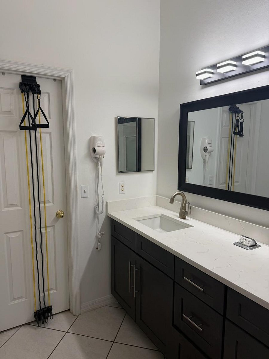 Furnished Finder property 1013116_1 photo 7