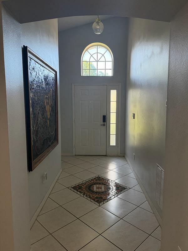 Furnished Finder property 1013116_1 photo 15